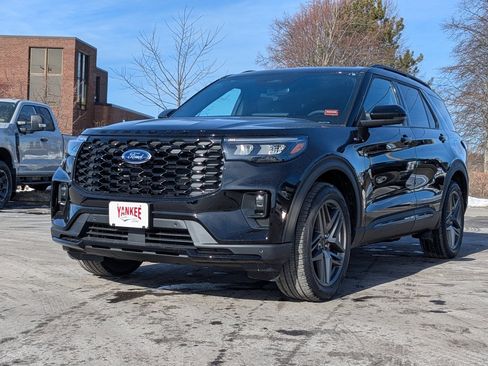 New 2026 Ford Explorer ST-Line image 8
