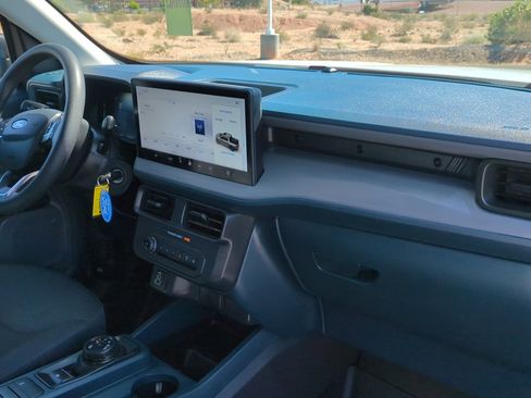 Used 2025 Ford Maverick XL w/ Equipment Group 101A image 30