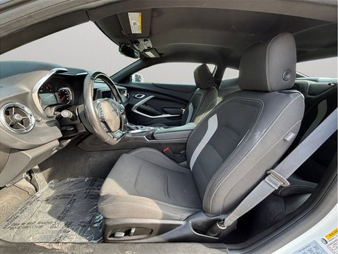 Used 2023 Chevrolet Camaro LT RWD image 6