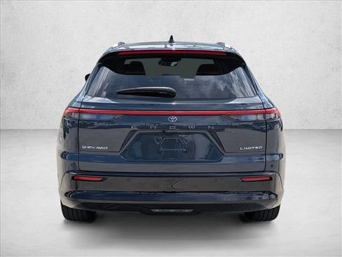 Certified 2025 Toyota Crown Signia w/ Advanced Technology Package image 6