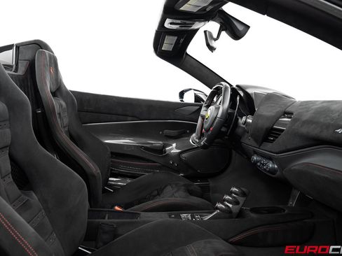 Used 2020 Ferrari 488 Pista Spider RWD image 48