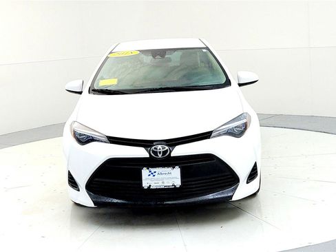 Certified 2018 Toyota Corolla LE image 8