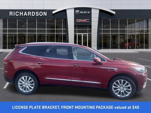 Used 2019 Buick Enclave Premium w/ Experience Buick Package FWD image 9
