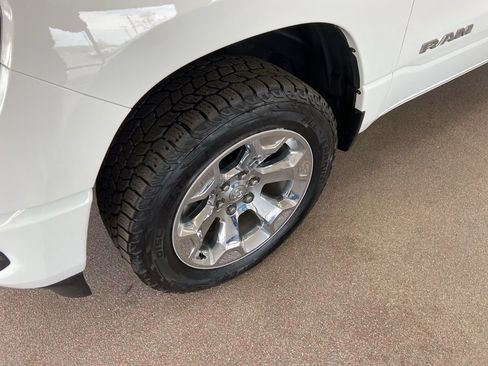 Used 2019 RAM 1500 Big Horn AWD/4WD image 4
