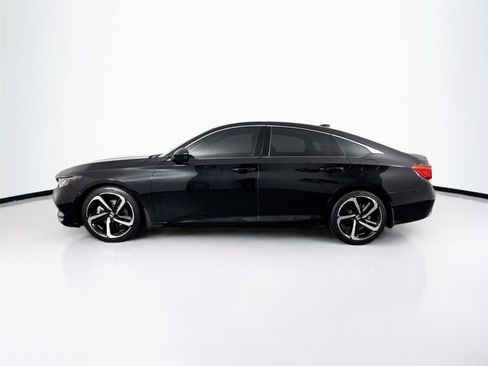 Used 2018 Honda Accord Sport image 12