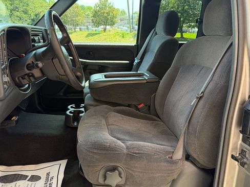 Used 2001 Chevrolet Silverado 2500 Extended Cab LS w/ Snow Plow Prep Pkg AWD/4WD image 11