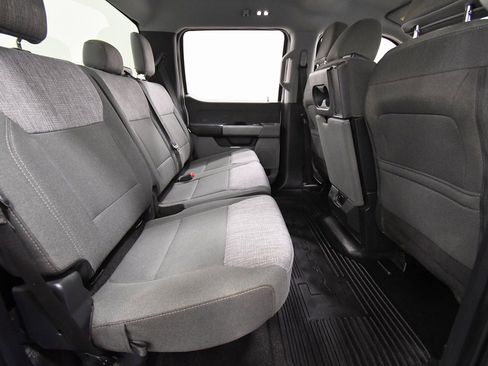 Used 2024 Ford F350 XLT w/ FX4 Off-Road Package image 15