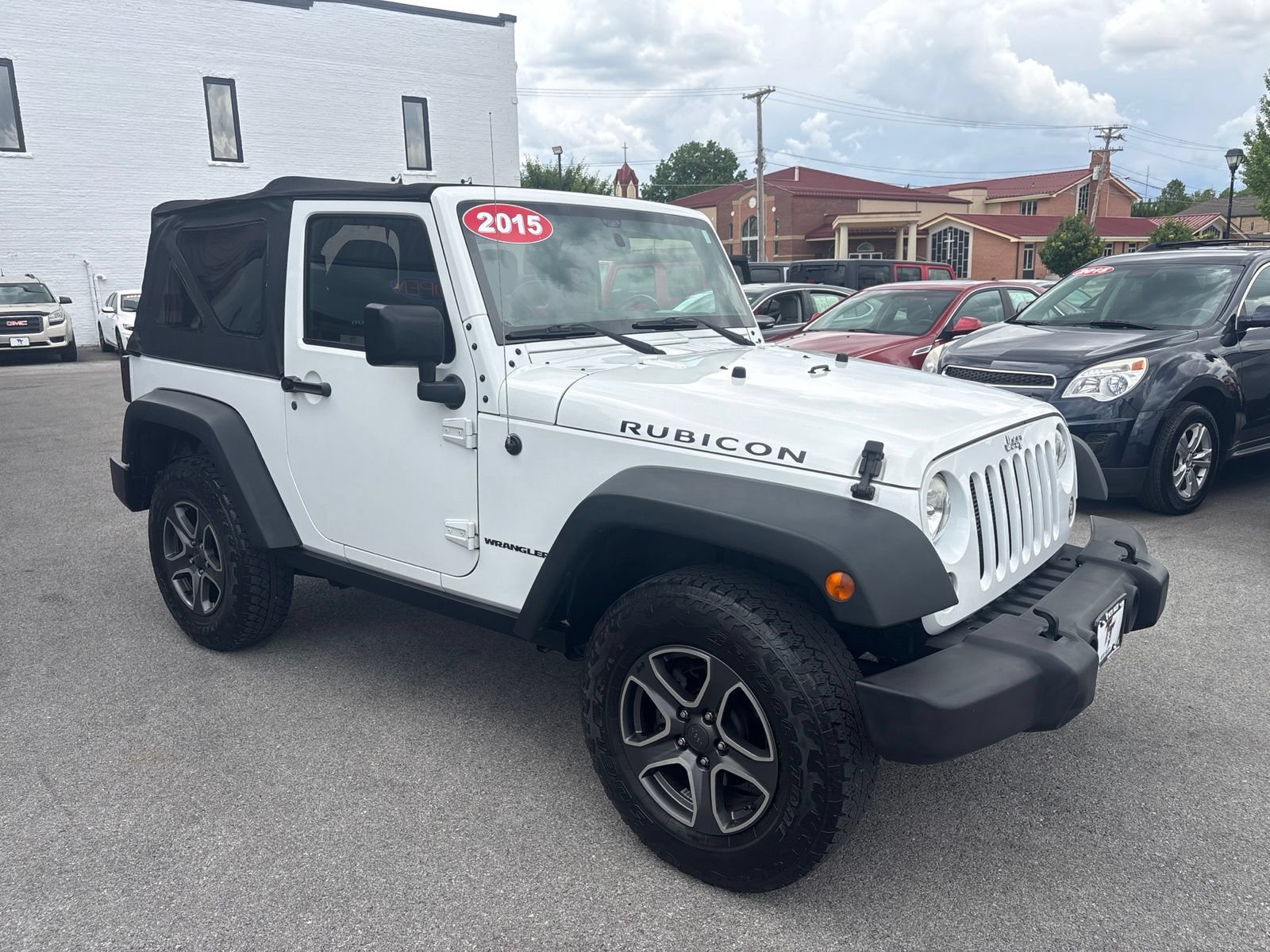 Used 2015 Jeep Wrangler Rubicon w/ Power Convenience Group AWD/4WD image 5