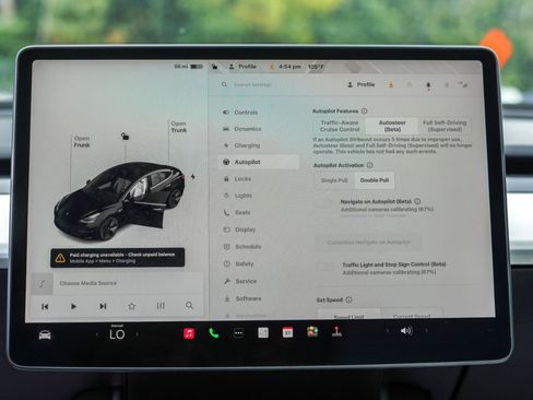 Used 2018 Tesla Model 3 Long Range RWD image 14