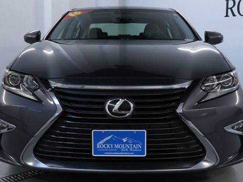 Used 2016 Lexus ES 350 w/ Navigation System Package FWD image 2