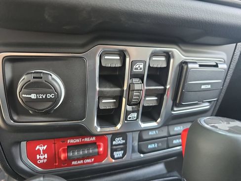 New 2026 Jeep Wrangler Unlimited Rubicon 392 w/ Quick Order Package 27X Moab AWD/4WD image 28