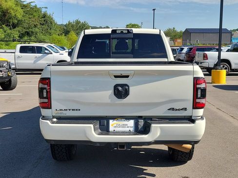 Used 2022 RAM 2500 Limited w/ Night Edition AWD/4WD image 4