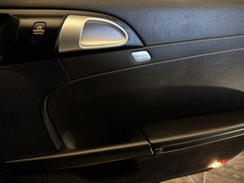 Used 2011 Porsche Boxster RWD image 11