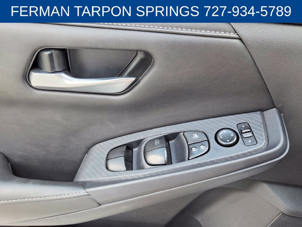 Used 2024 Nissan Sentra SV FWD image 22