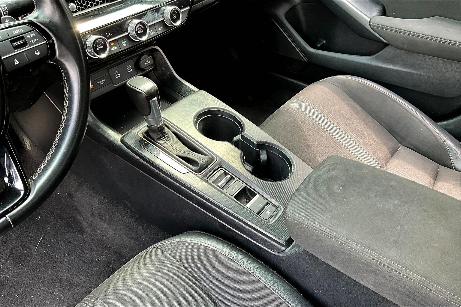 Used 2025 Honda Civic Sport image 14