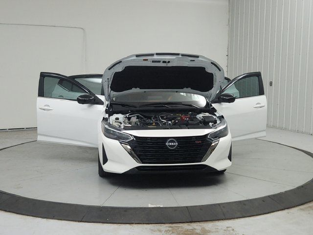 Used 2025 Nissan Sentra SR w/ SR Premium Package FWD image 11
