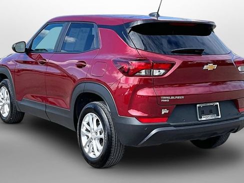 Used 2025 Chevrolet TrailBlazer LS w/ LS Convenience Package AWD/4WD image 12