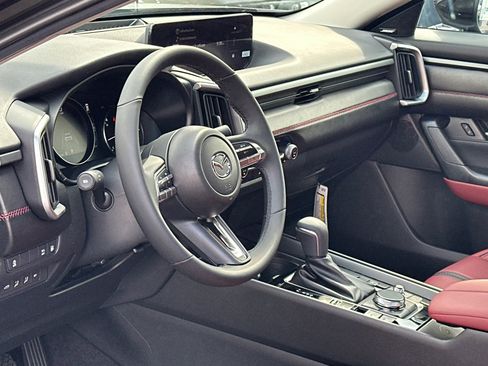 New 2025 MAZDA CX-50 AWD 2.5 Hybrid w/ Cargo Package image 17
