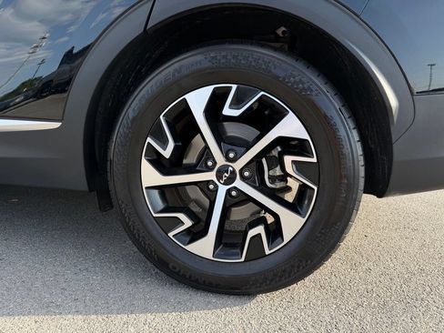 Certified 2025 Kia Sportage EX FWD image 36