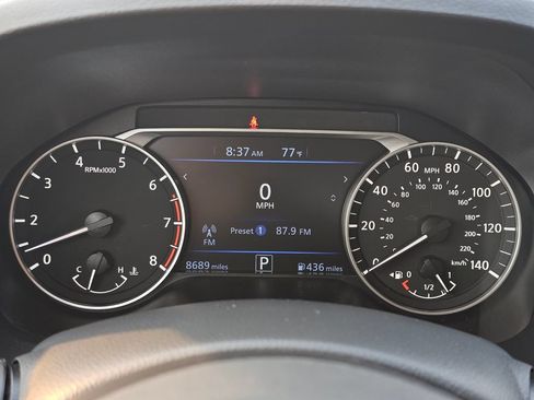 Used 2024 Nissan Altima 2.5 SV AWD/4WD image 39