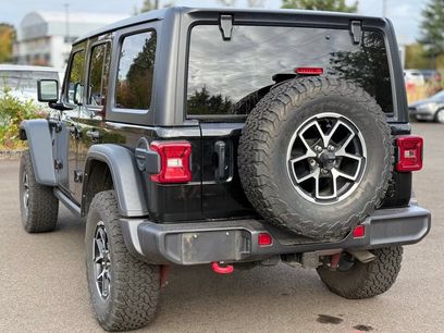 Used 2024 Jeep Wrangler Unlimited Rubicon w/ Convenience Group