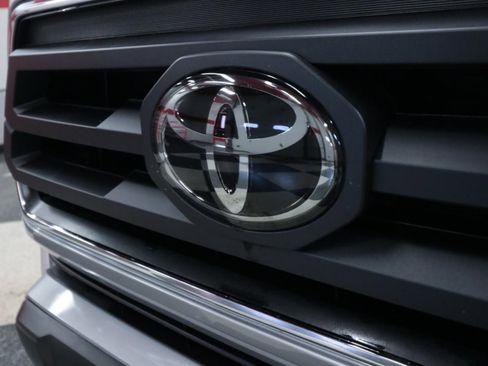 Used 2021 Toyota Tacoma SR5 image 32