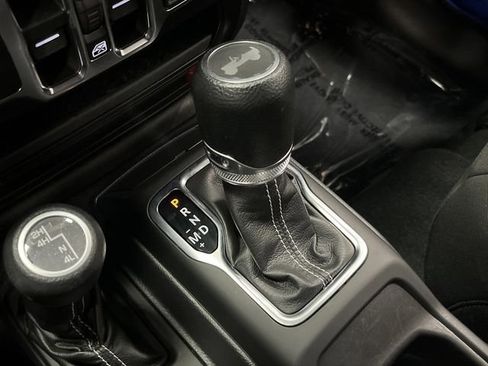 Used 2023 Jeep Wrangler Sahara w/ Safety Group image 21