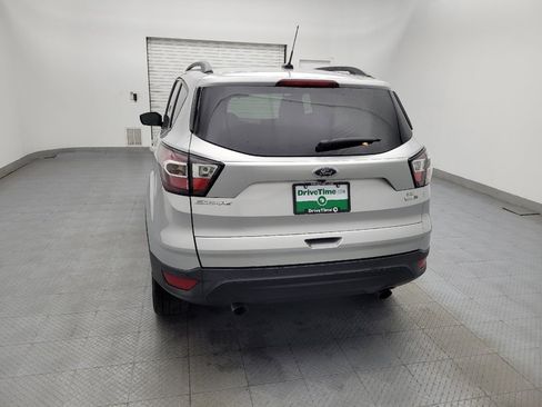 Used 2017 Ford Escape SE w/ Equipment Group 201A image 6
