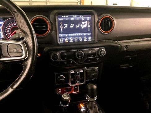 Used 2021 Jeep Gladiator Mojave image 6