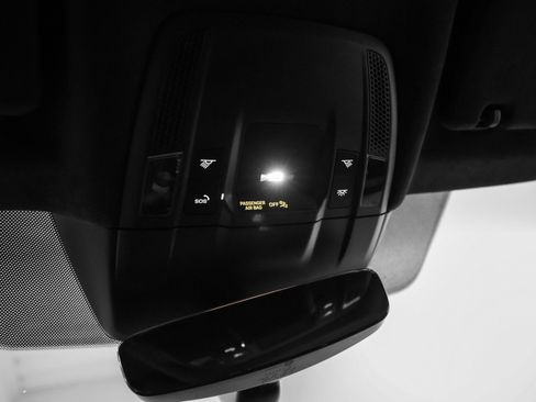 Certified 2021 Porsche Taycan Turbo image 44