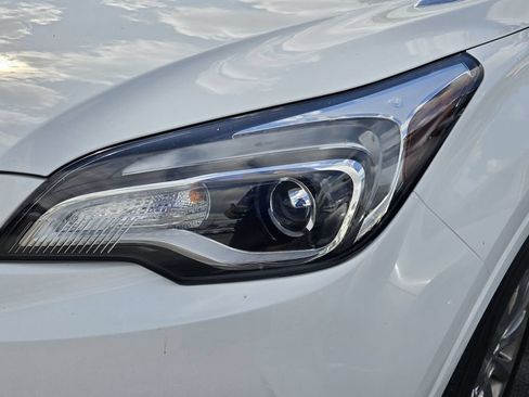 Used 2019 Buick Envision Essence AWD/4WD image 10