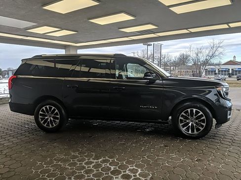 Used 2025 Ford Expedition Max Platinum image 4