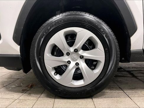 Certified 2024 Toyota RAV4 LE image 7