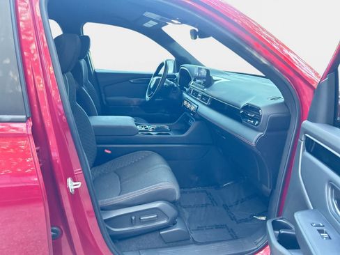 Certified 2023 Honda Pilot Sport image 14