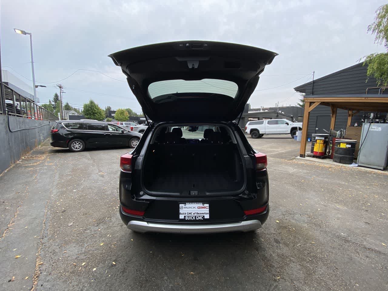 Used 2025 Chevrolet TrailBlazer LT AWD/4WD image 29