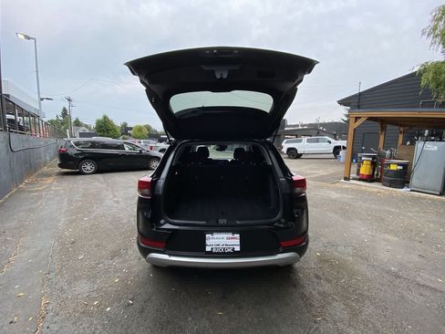 Used 2025 Chevrolet TrailBlazer LT AWD/4WD image 29