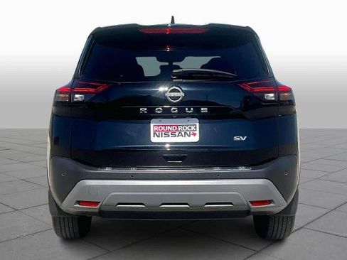 Certified 2023 Nissan Rogue SV image 5