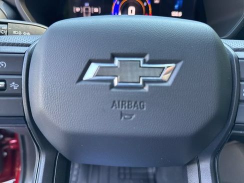 Used 2024 Chevrolet Colorado Trail Boss w/ Advanced Trailering Package AWD/4WD image 12