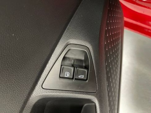 Used 2022 Volkswagen Jetta SE w/ Panoramic Sunroof Package FWD image 28