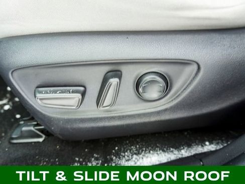 Used 2020 Toyota RAV4 XLE image 15