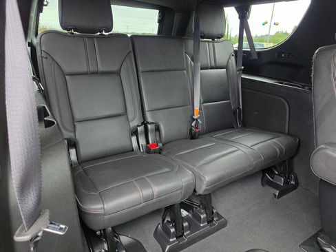 Used 2024 Chevrolet Suburban RST w/ Luxury Package AWD/4WD image 30