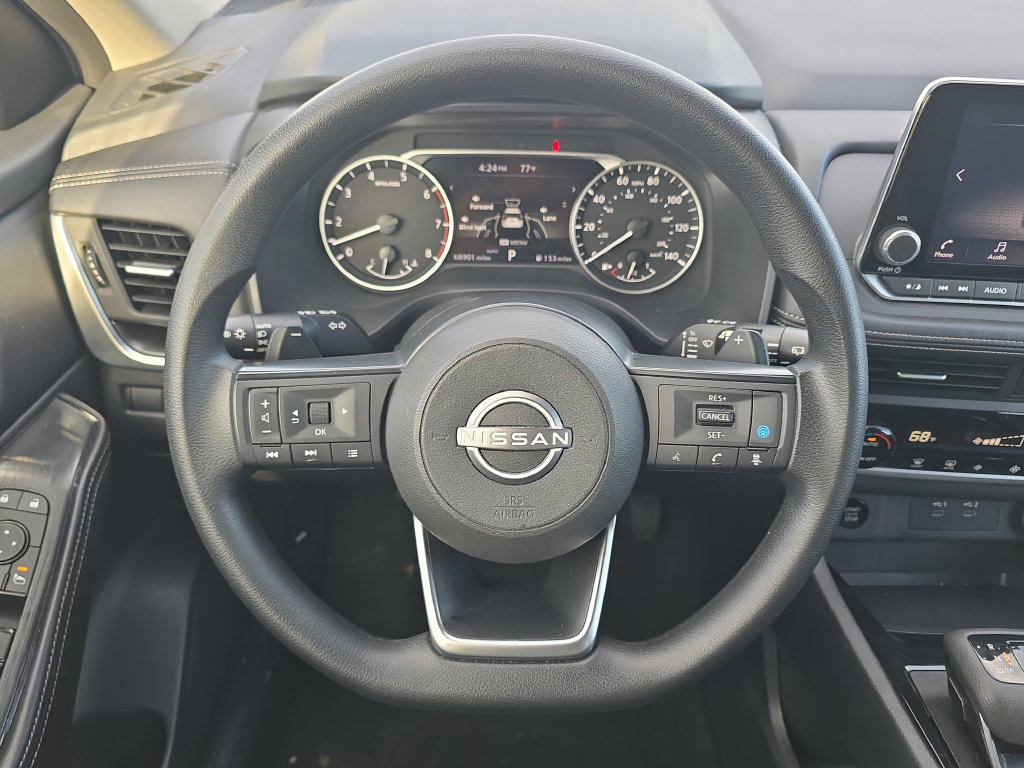Used 2024 Nissan Rogue SV AWD/4WD image 15