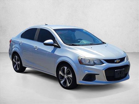 Used 2017 Chevrolet Sonic Premier FWD image 3