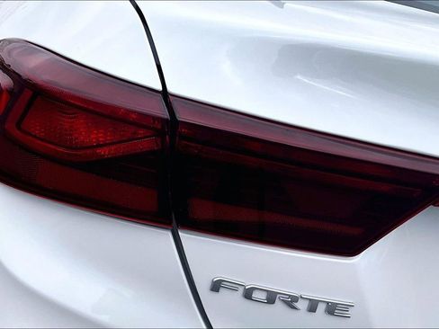 Used 2023 Kia Forte LXS image 23