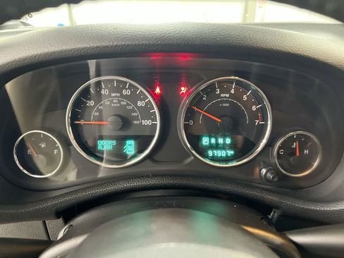 Used 2018 Jeep Wrangler Unlimited Sport S AWD/4WD image 12