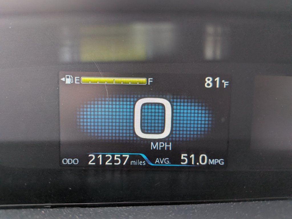 Used 2022 Toyota Prius Limited w/ Premium Convenience Package FWD image 16