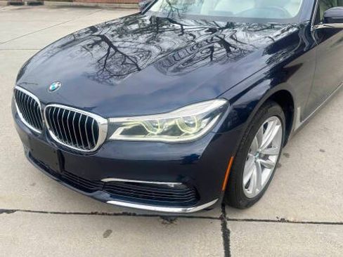 Used 2016 BMW 750i xDrive AWD/4WD image 26