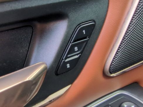 Used 2020 RAM 1500 Limited image 17