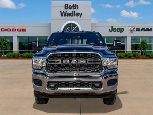 Used 2024 RAM 2500 Tradesman w/ Chrome Appearance Group image 2