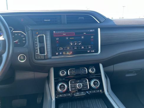 Used 2021 GMC Yukon Denali w/ Denali Premium Package AWD/4WD image 20